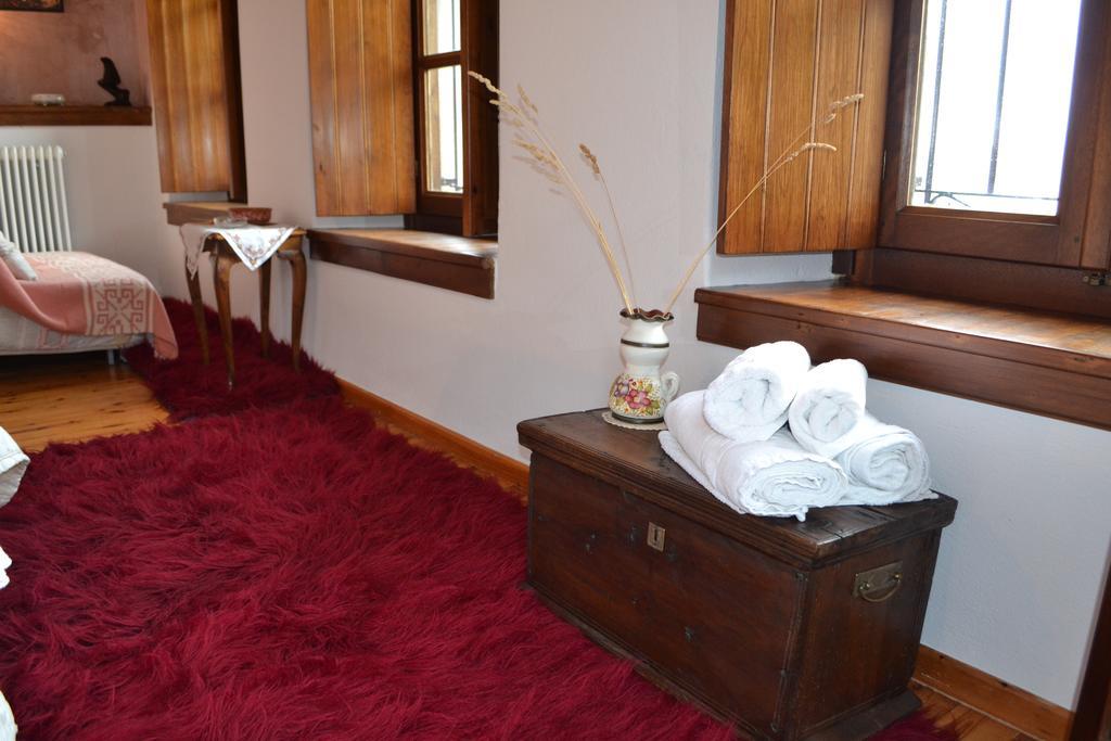 Casa Calda Hotel Sirako Kamer foto