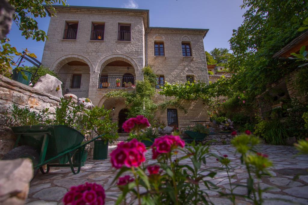 Casa Calda Hotel Sirako Buitenkant foto